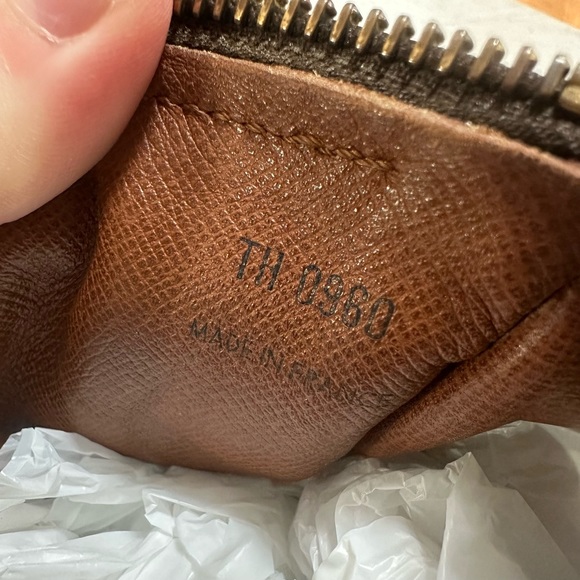 Authentic Louis Vuitton bag - Picture 8 of 10